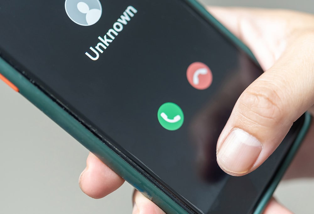 find out who called no caller id